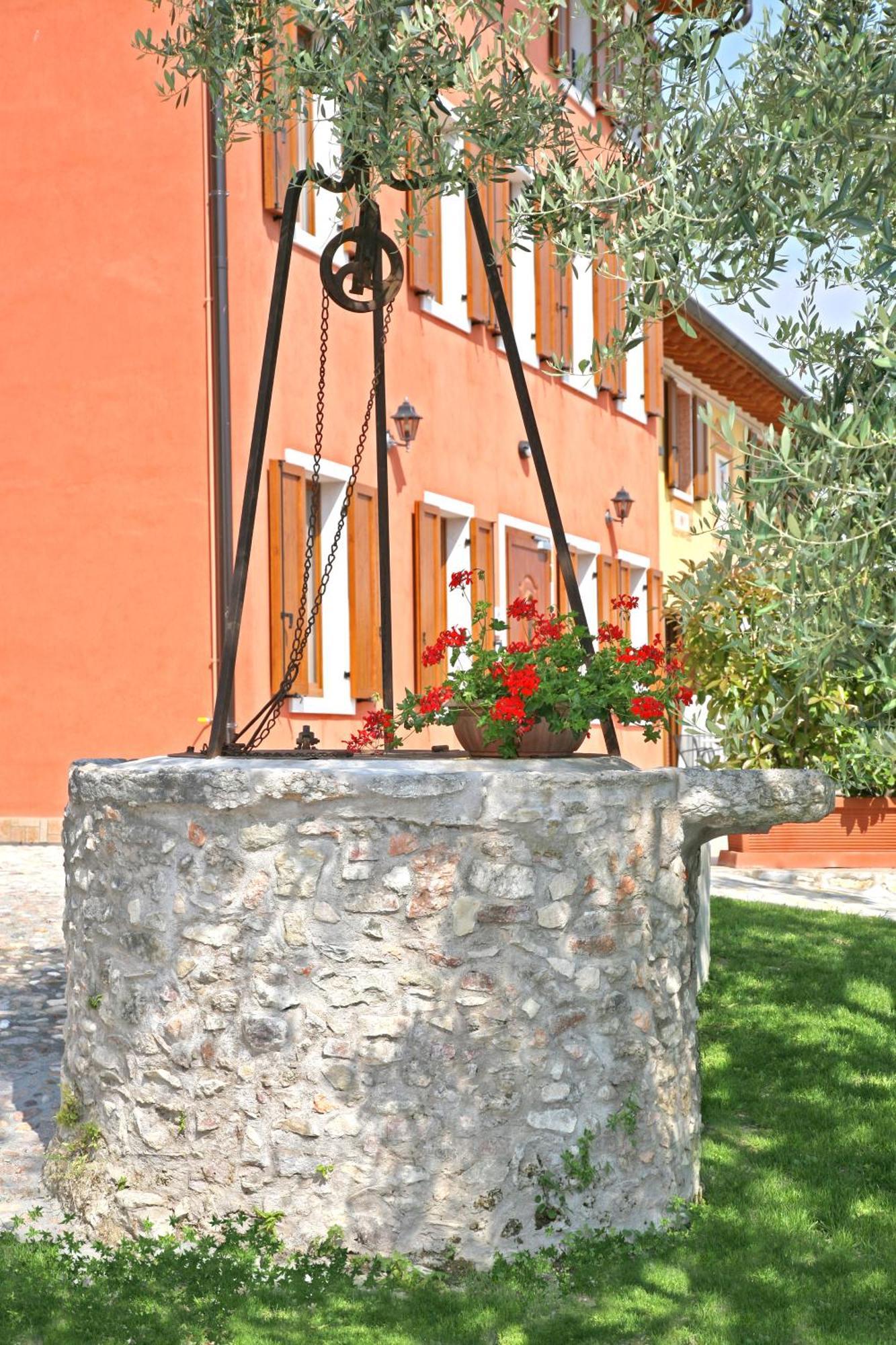 La Zerla Bed & Breakfast Bardolino Exterior photo